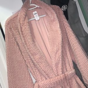 Long light pink SOMA robe. Size L/XL